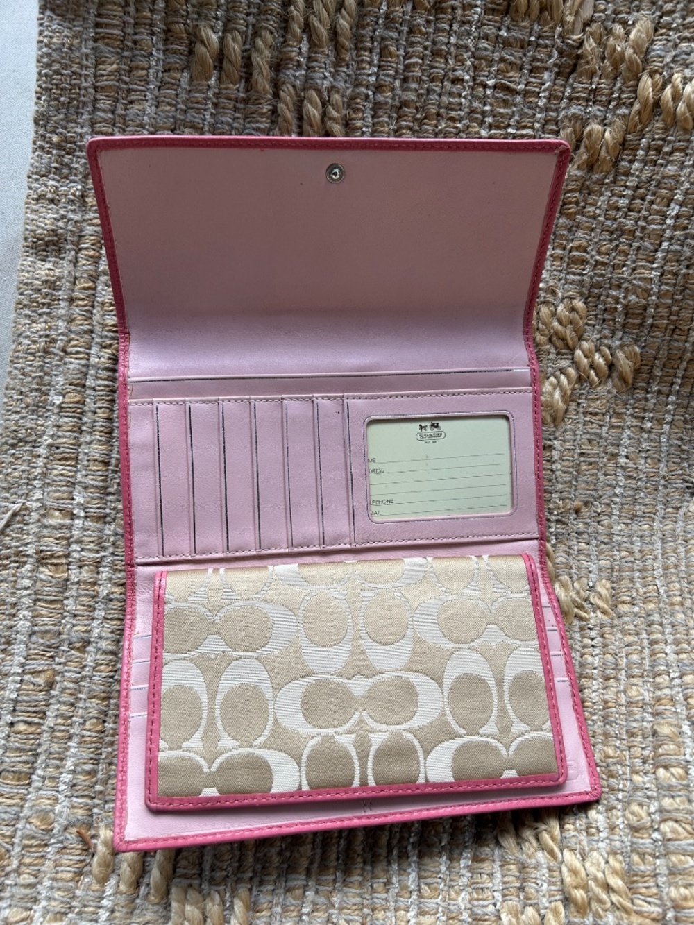 Wallet - Picture 2 of 6